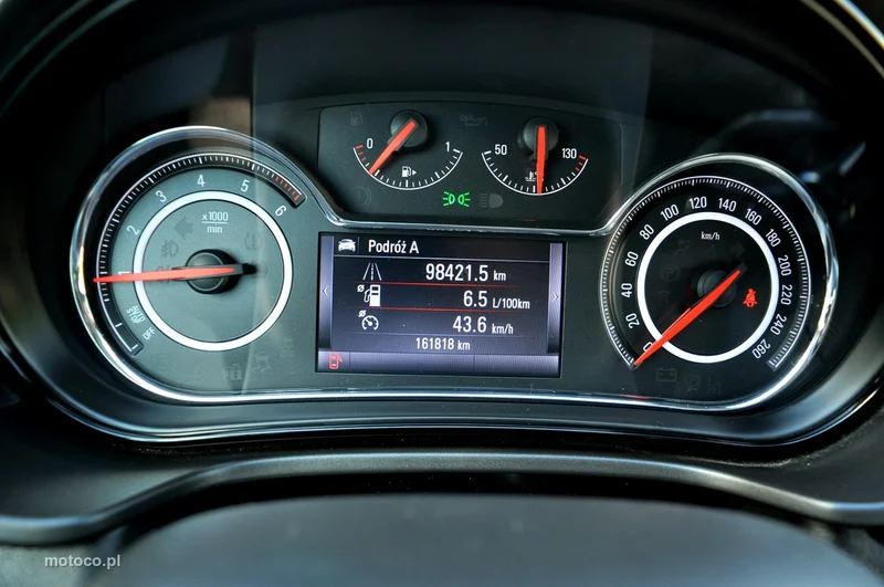 Opel Insignia A 34