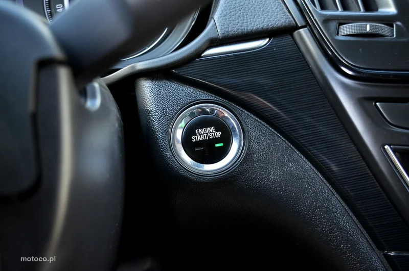 Opel Insignia A 35
