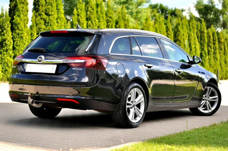 Opel Insignia A 5