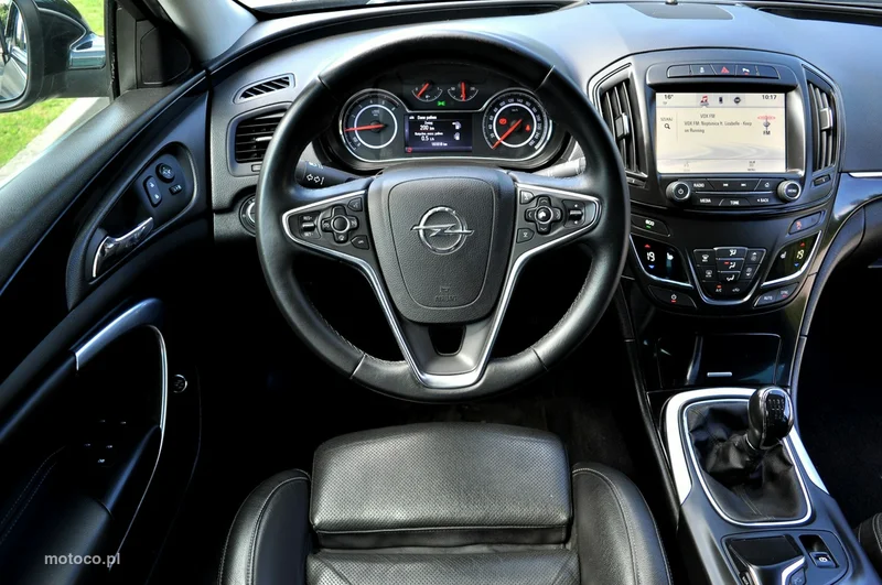 Opel Insignia A 6