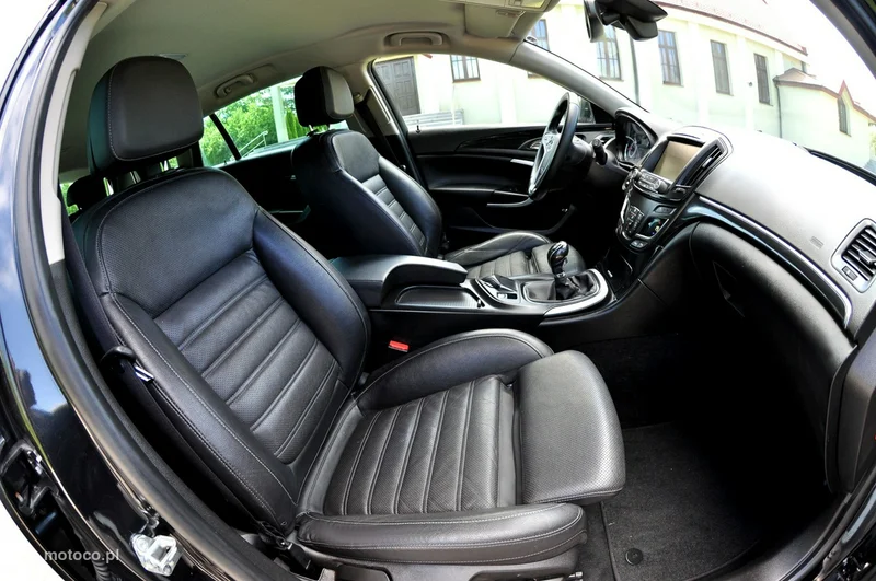 Opel Insignia A 9