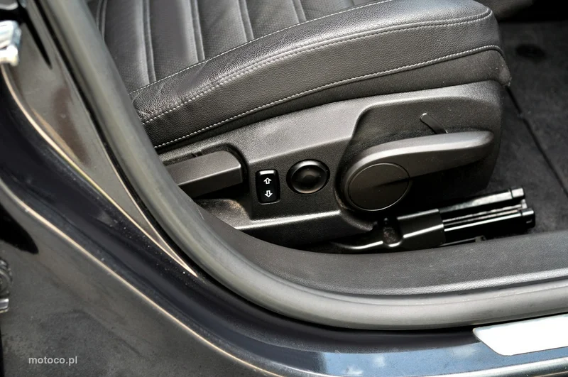 Opel Insignia A 10