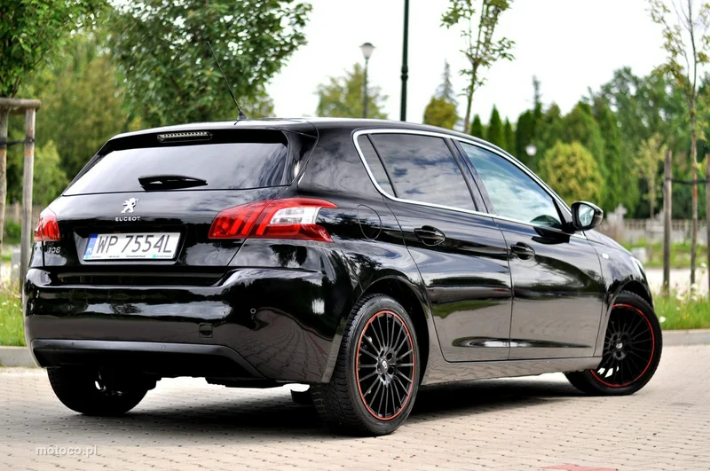 Peugeot 308 4