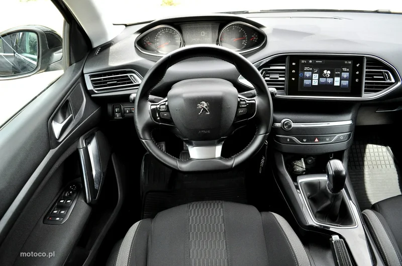 Peugeot 308 6