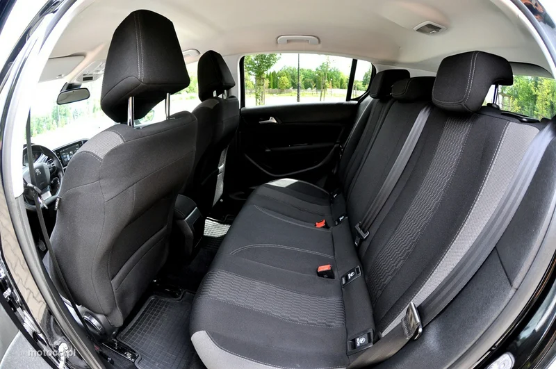 Peugeot 308 10