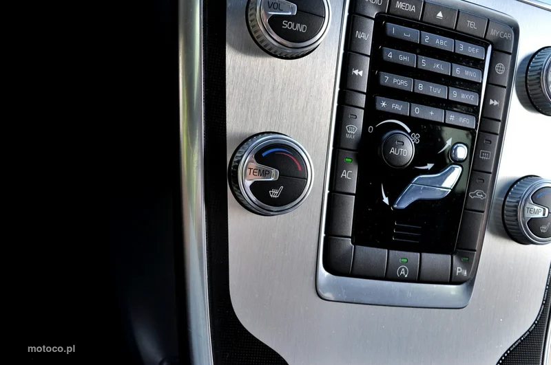 Volvo XC 60 22