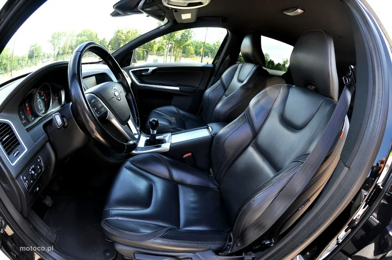 Volvo XC 60 8