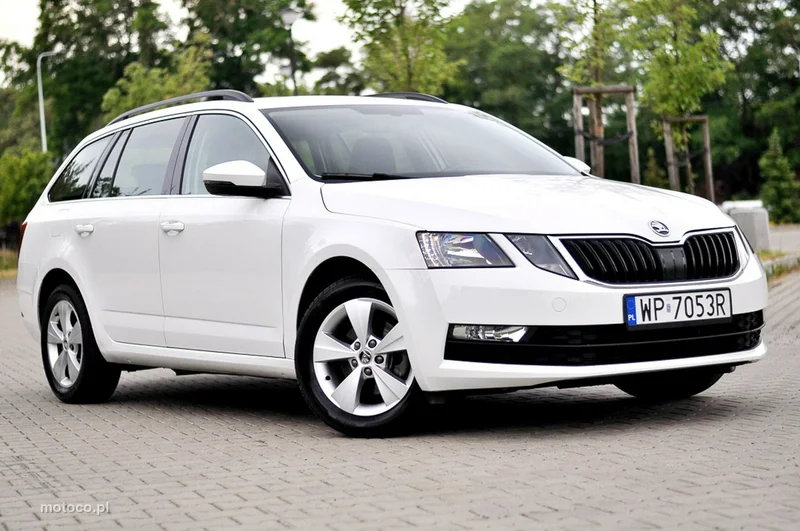 Skoda Octavia III 34