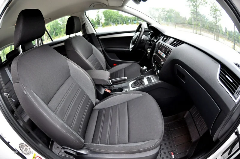 Skoda Octavia III 8