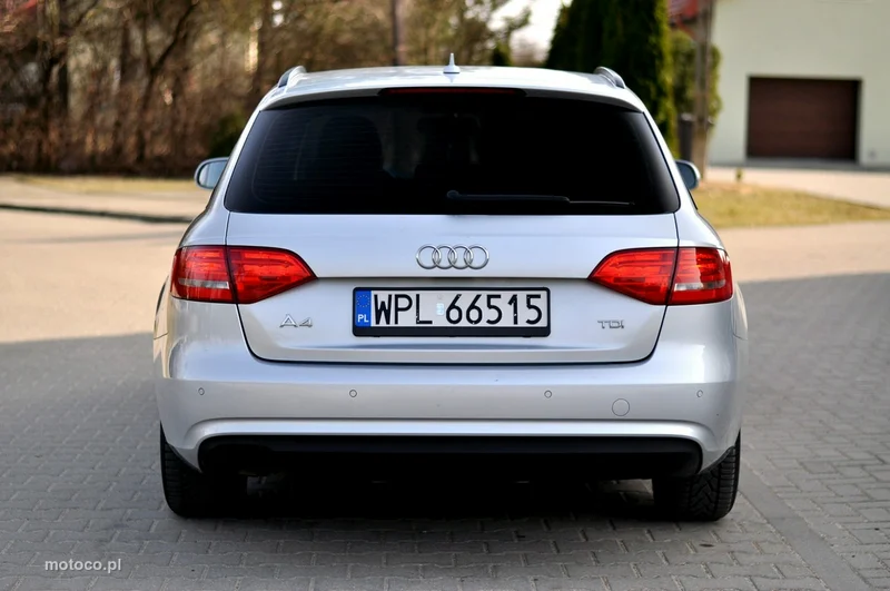 Audi A4 B8 23
