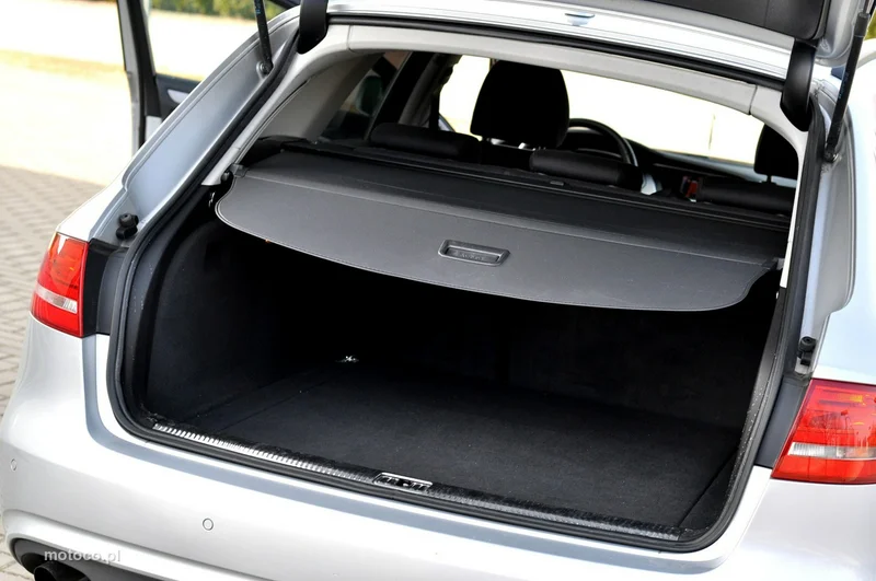 Audi A4 B8 29