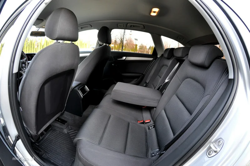 Audi A4 B8 10