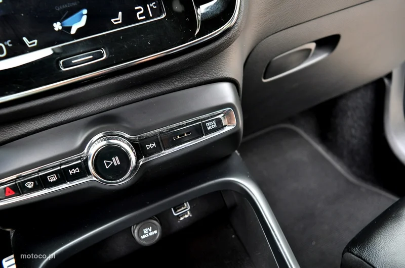Volvo XC 40 16