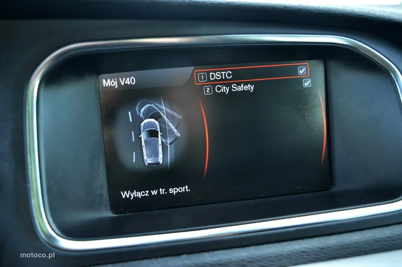 Volvo V40 18