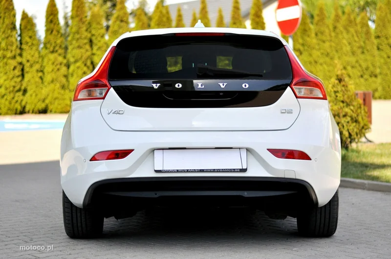 Volvo V40 26