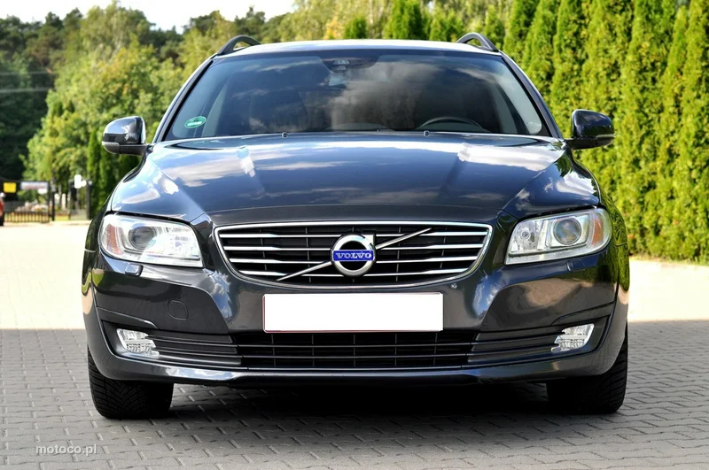 Volvo V70 30