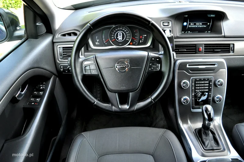 Volvo V70 7
