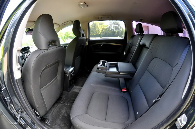 Volvo V70 10