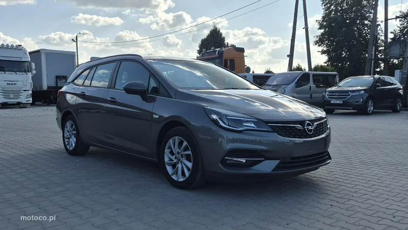 Opel Astra Sports Tourer 2