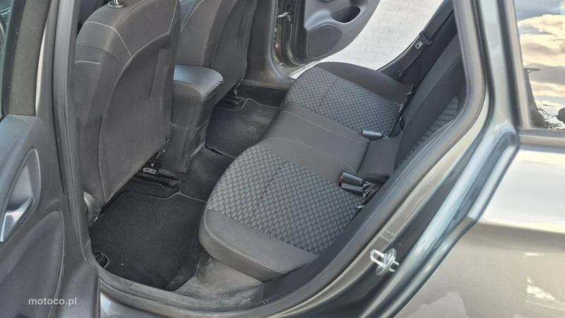 Opel Astra Sports Tourer 10