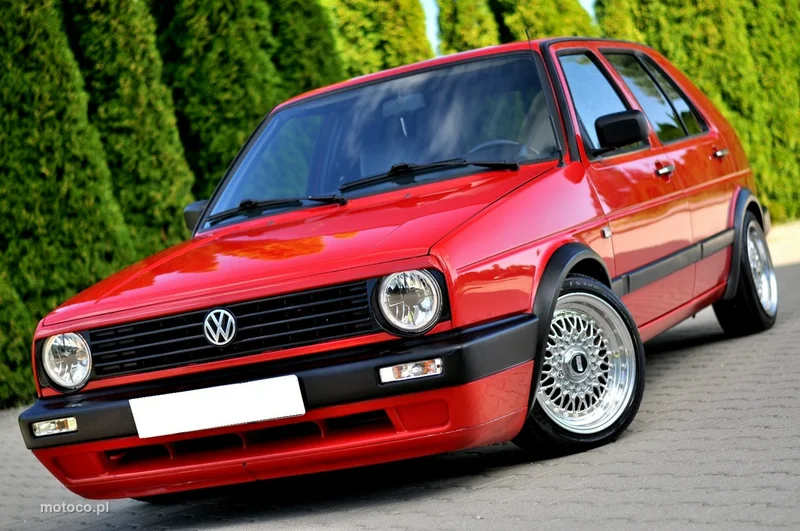 Volkswagen Golf II 2