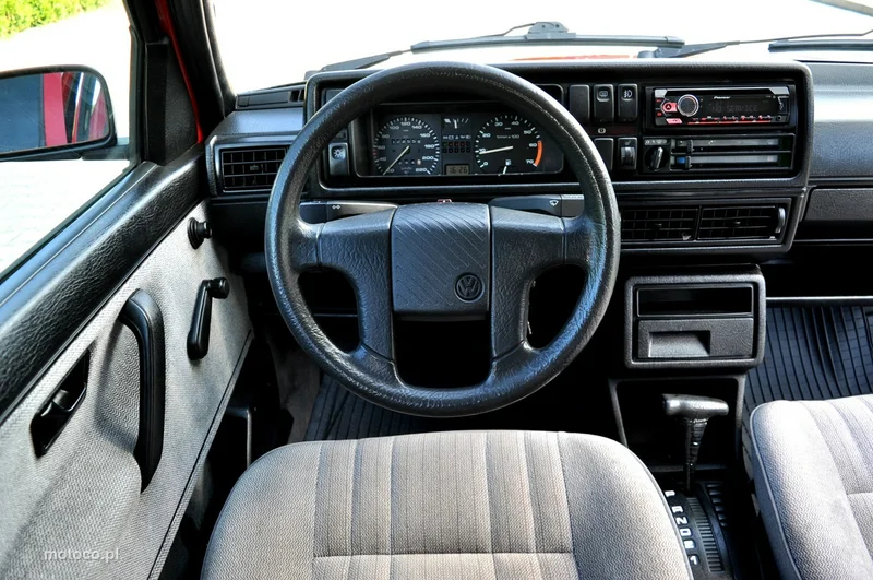 Volkswagen Golf II 7