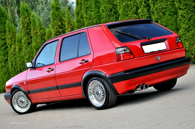 Volkswagen Golf II 3