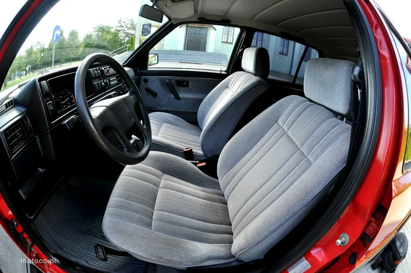 Volkswagen Golf II 8