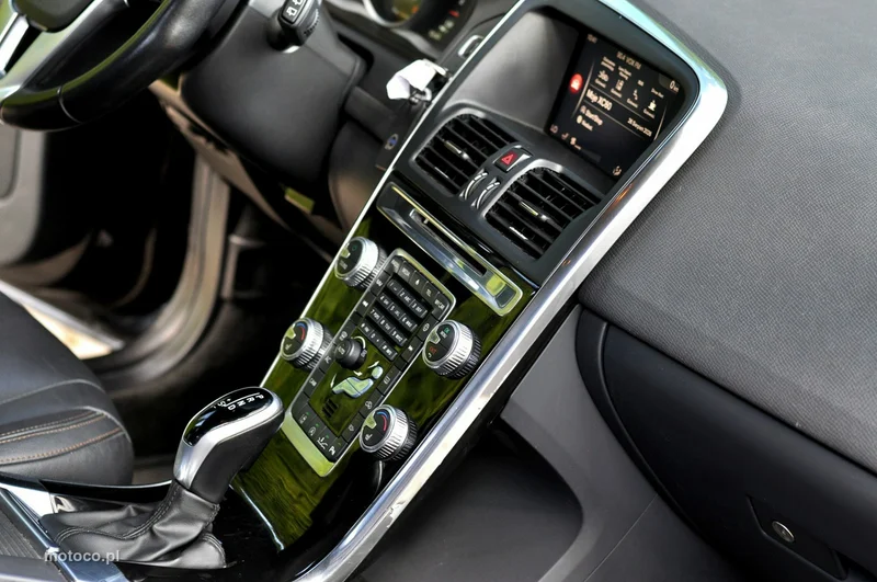 Volvo XC 60 14