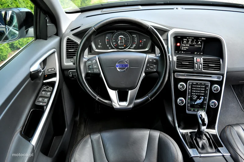 Volvo XC 60 6