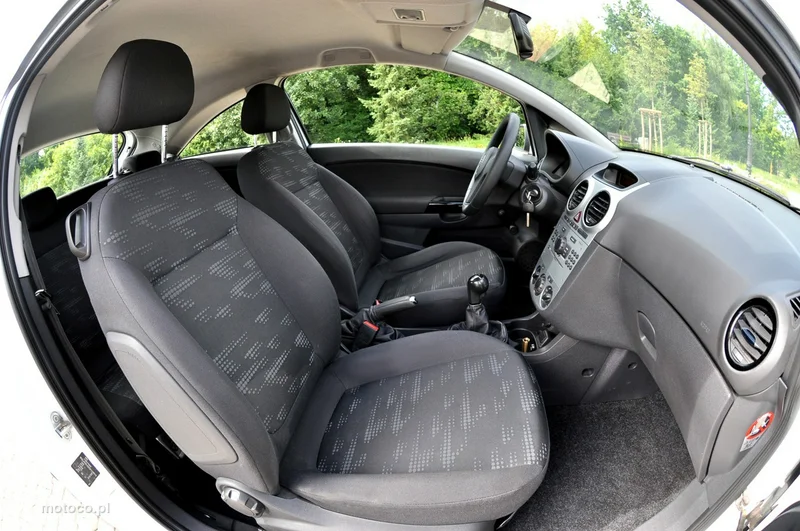 Opel Corsa D 8