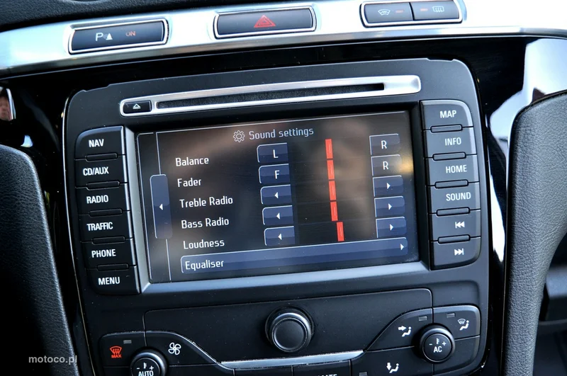 Ford S-Max I 21