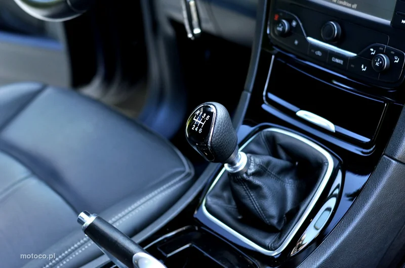 Ford S-Max I 25