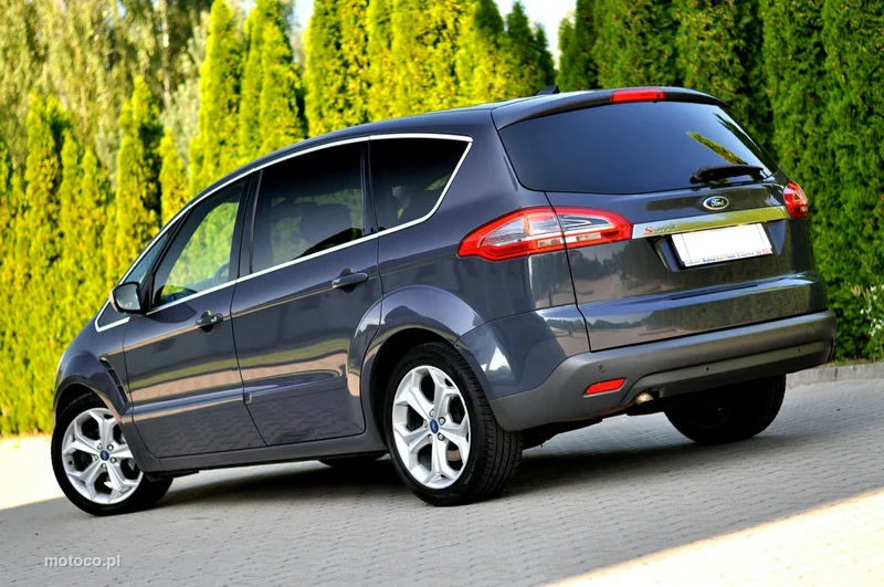 Ford S-Max I 27