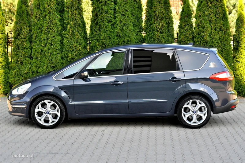 Ford S-Max I 28