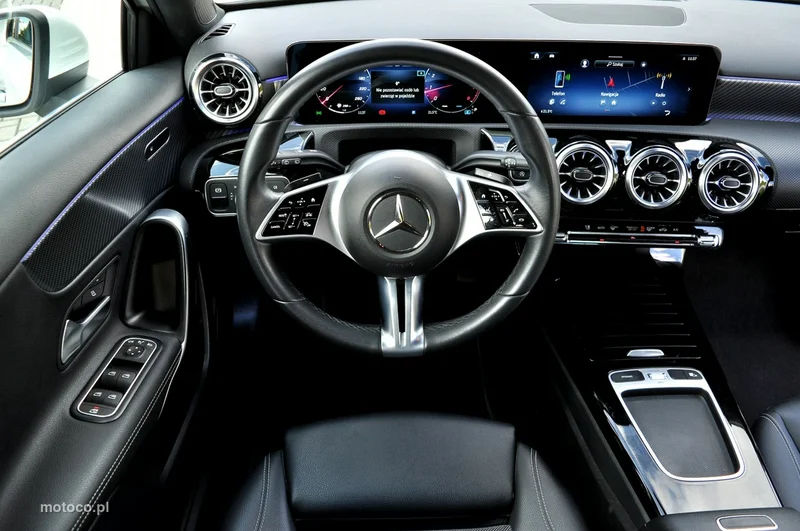 Mercedes-Benz Klasa A W177 A 200 7