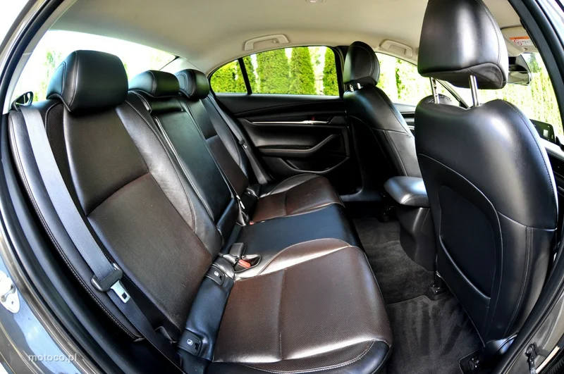 Mazda 3 11