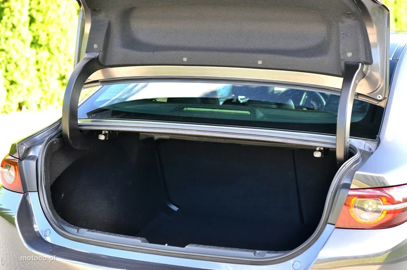 Mazda 3 12