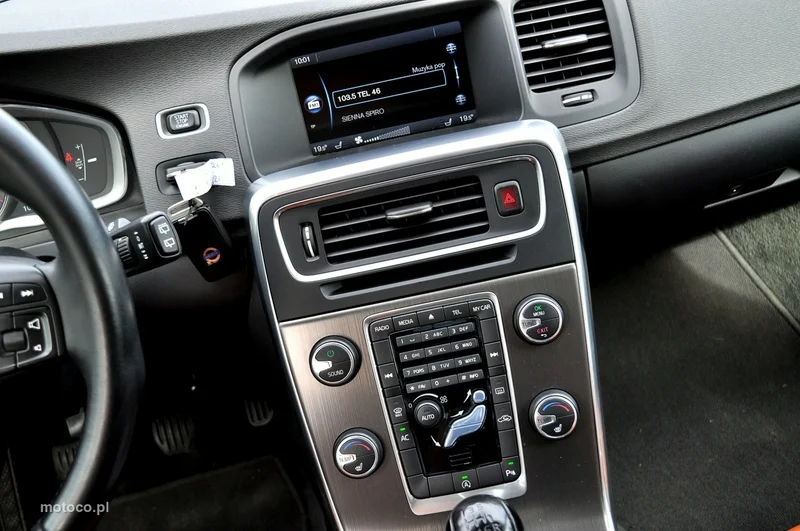 Volvo V60 17
