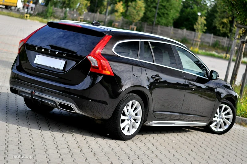 Volvo V60 4