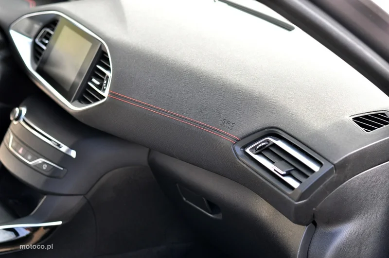 Peugeot 308 19