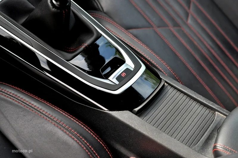 Peugeot 308 16