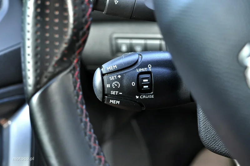 Peugeot 308 25