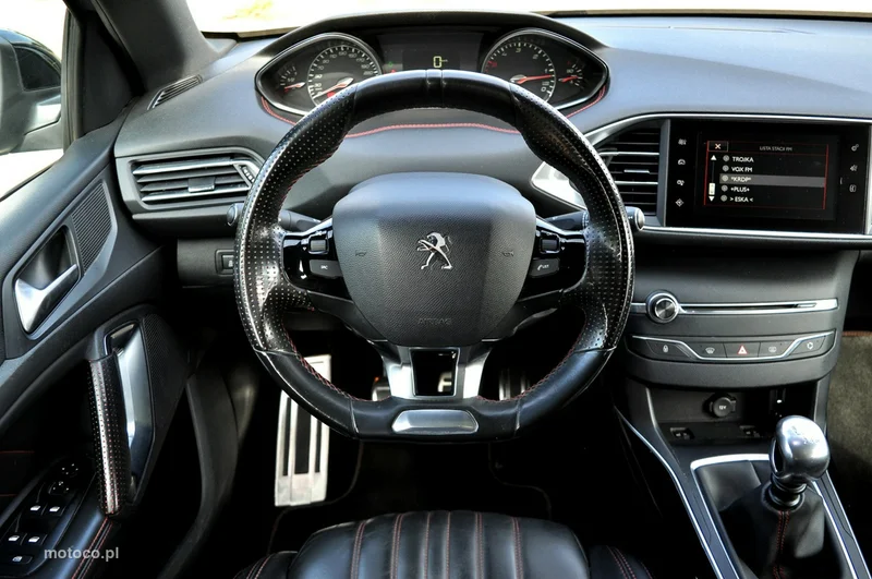 Peugeot 308 7