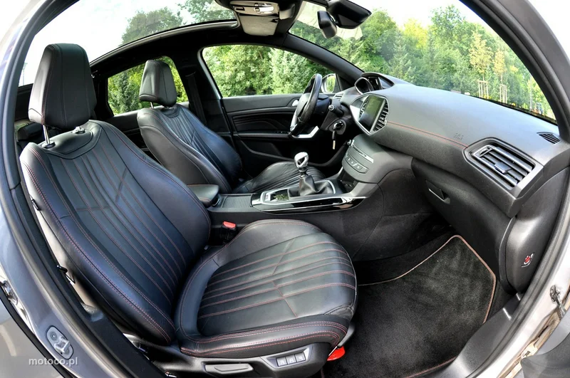 Peugeot 308 9
