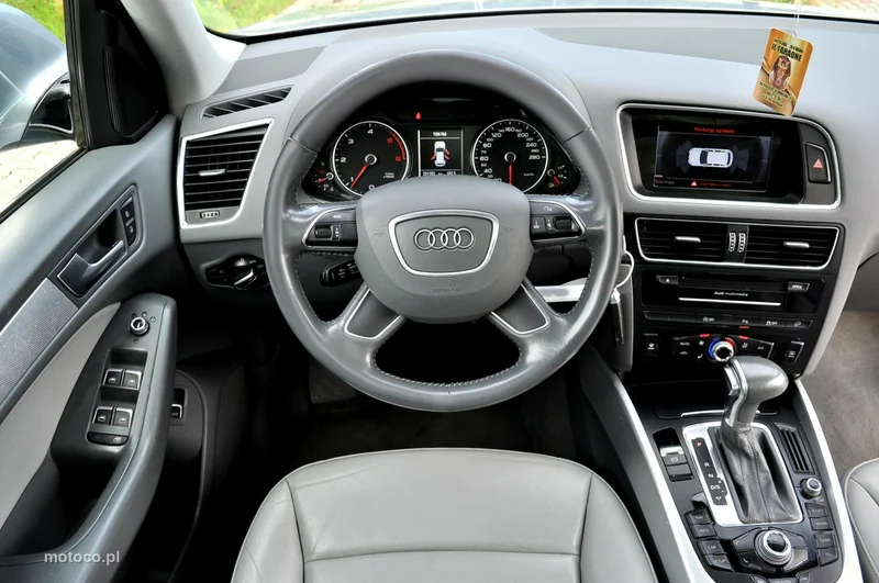 Audi Q5 8R 7