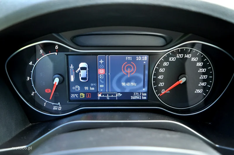 Ford S-Max I 24