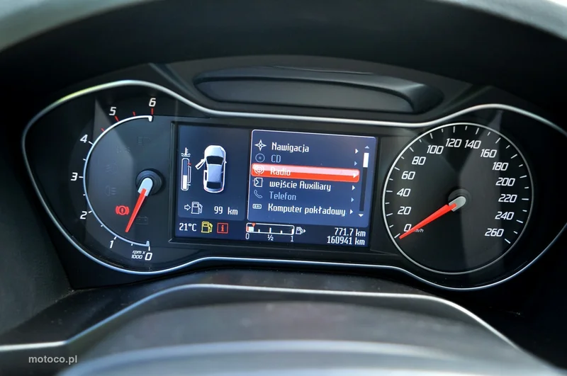 Ford S-Max I 25