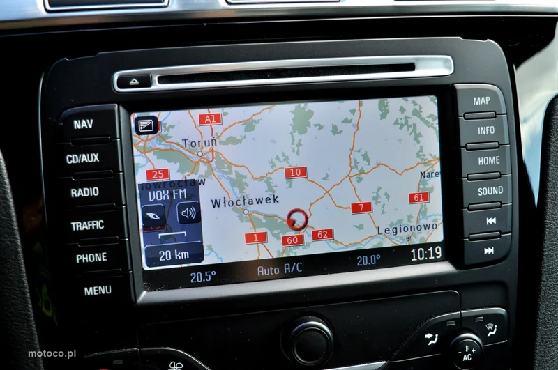 Ford S-Max I 28
