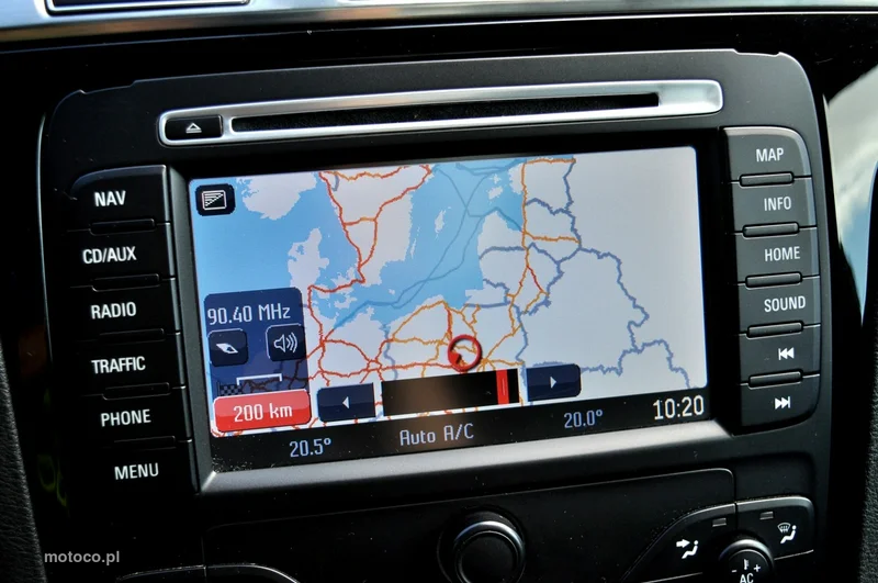Ford S-Max I 29